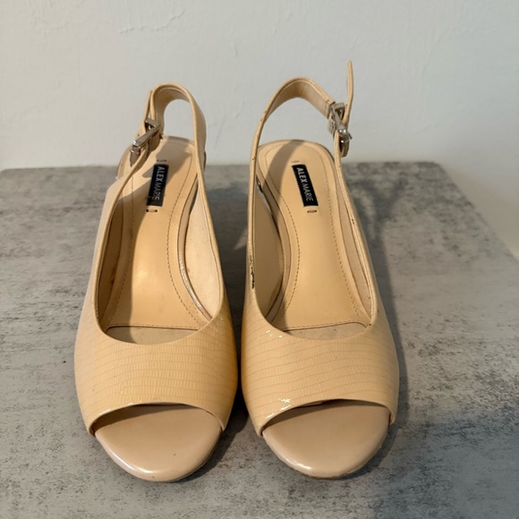Alex Marie Shoes - Cream/Nude Alex Marie Wedges Size 6 in Women